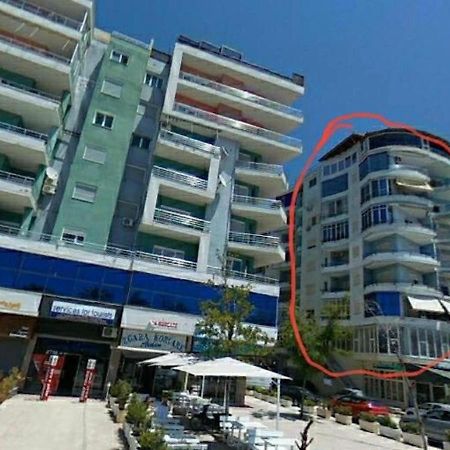 Vivi La Tua Vacanza Con L'Appartamento 1 Di Ervin! Enjoy Your Holiday With Ervin'S Apartment 1! Avlonya Dış mekan fotoğraf