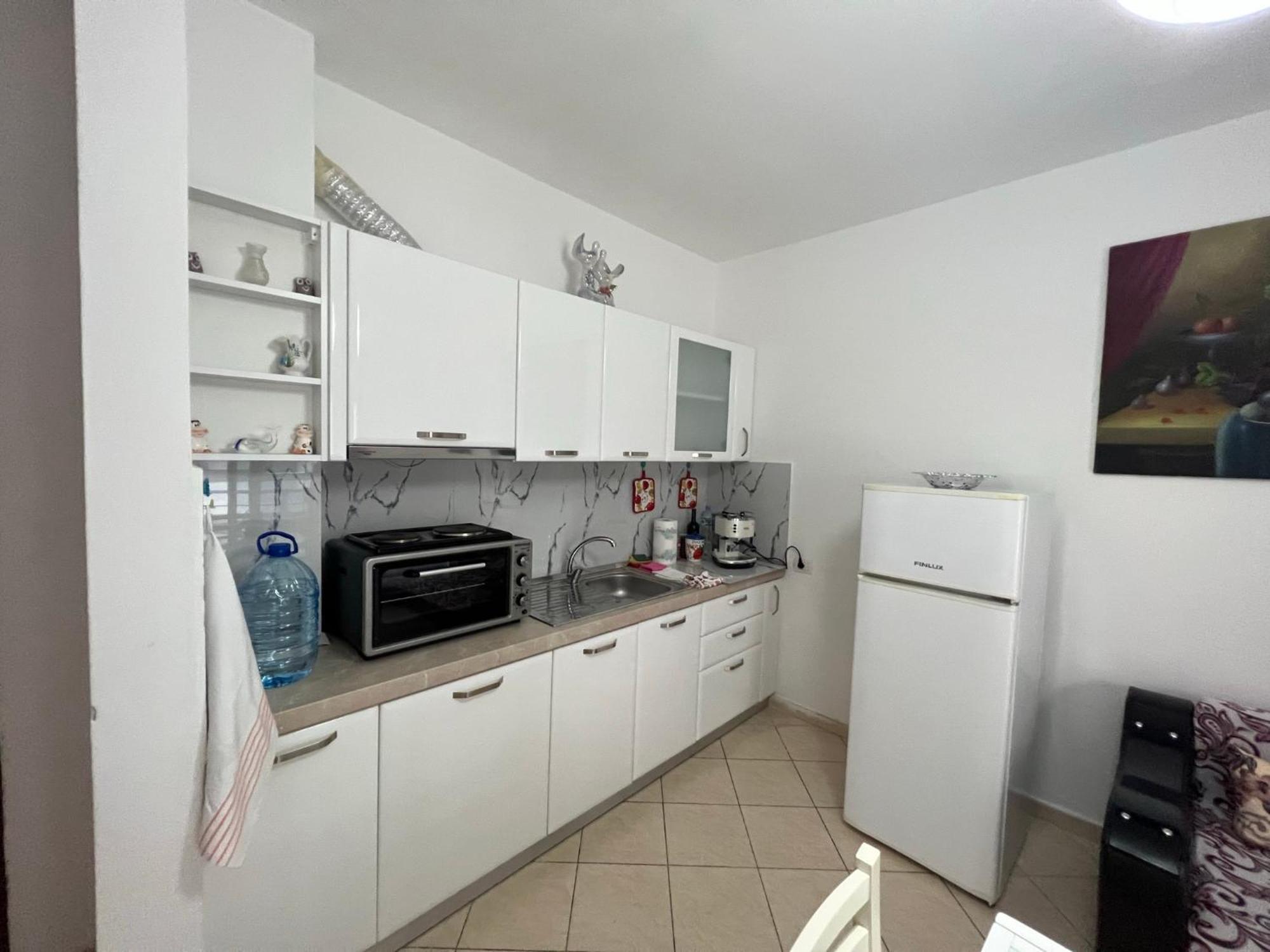 Vivi La Tua Vacanza Con L'Appartamento 1 Di Ervin! Enjoy Your Holiday With Ervin'S Apartment 1! Avlonya Dış mekan fotoğraf